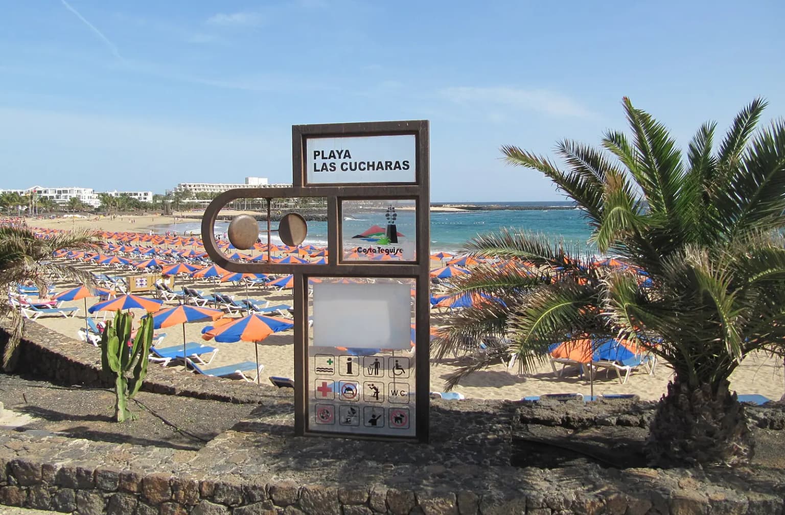 Playa de las Cucharas, Costa Teguise, Lanzarote